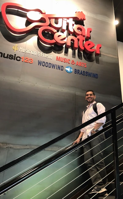 William Álvarez has consulted for companies across many sectors and industries, like Guitar Center for their Ecommerce SEO programs.